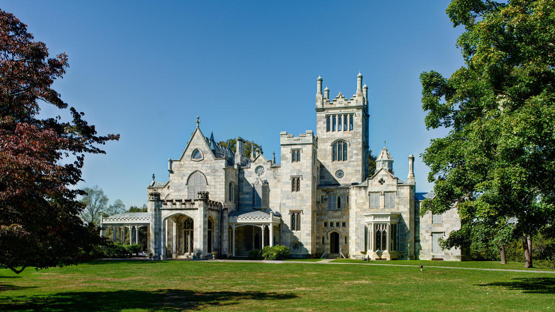 Historical Lyndhurst development